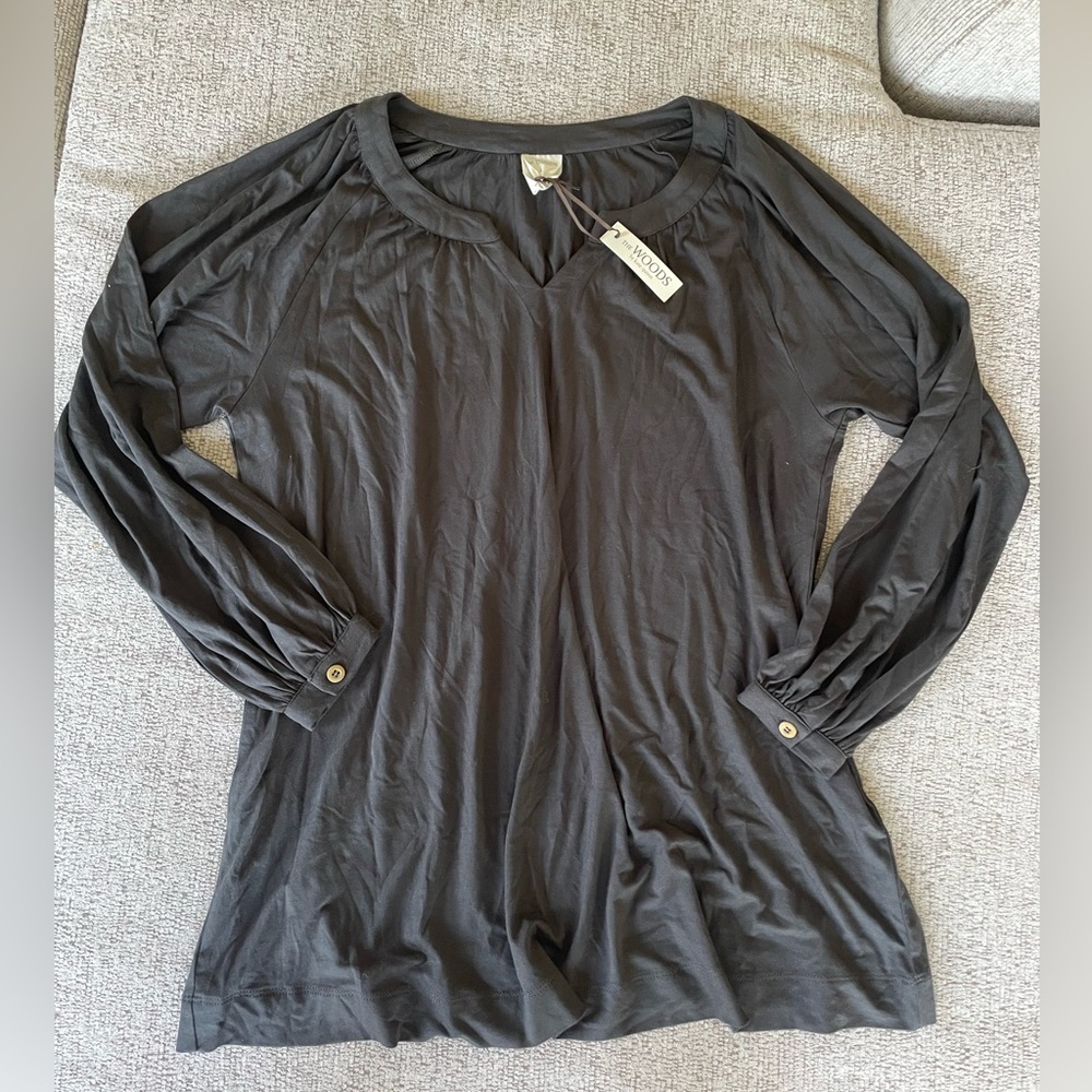 Kate Quinn long sleeve top